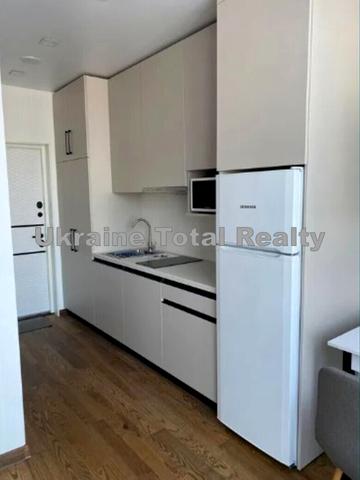 Василя Стуса вул., 35-А