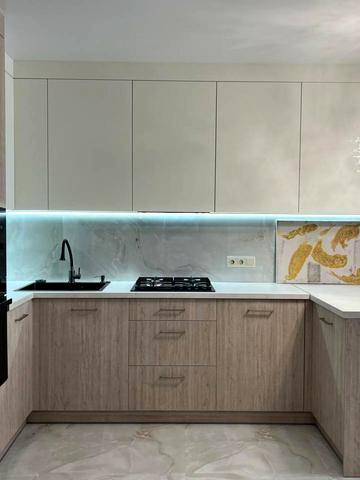 Стрийська вул., (Будинок 3)