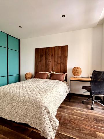 Вадима Гетьмана вул., 30-Б