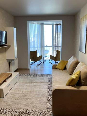 Яровиця вул., 17