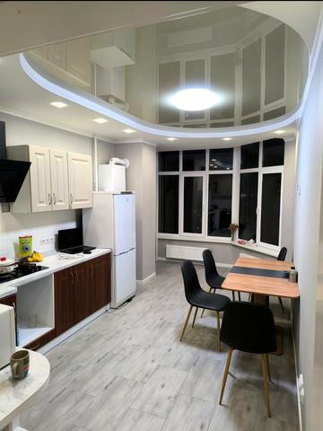 Тернопільська вул., 10