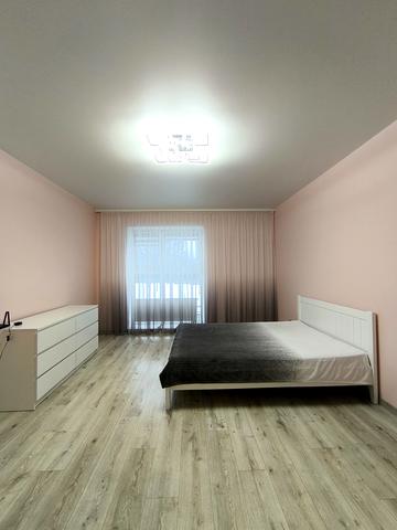 Супутника вул., 8-А