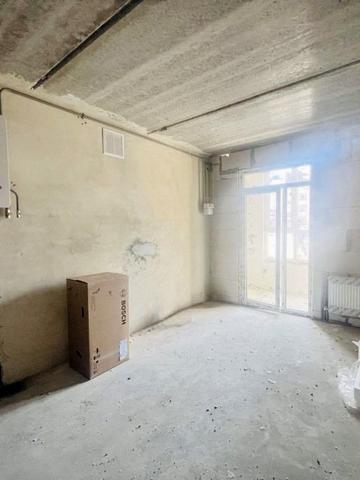 Героїв Крут вул., 8