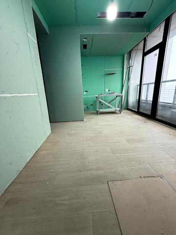 Ґарета Джонса вул. (Сімї Хохлових), 12