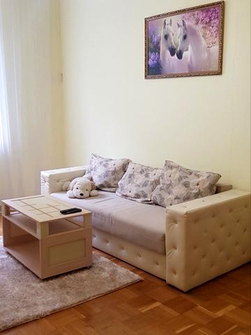 Січових Стрільців вул. (), 17