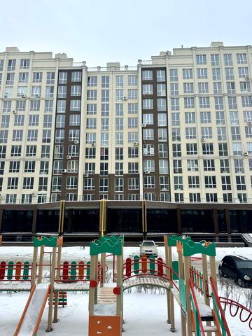 Одеська вул., (Будинок 1)