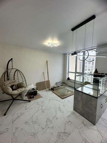 Одеська вул., (Будинок 1)