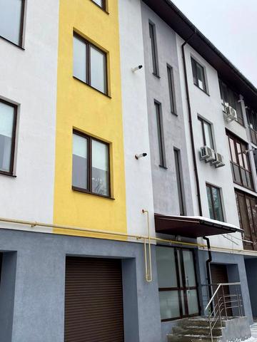 Івана Дзюби вул. (Академіка Павлова), 25