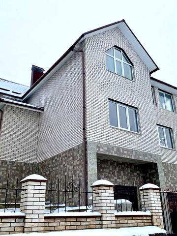 Келецька вул., 13