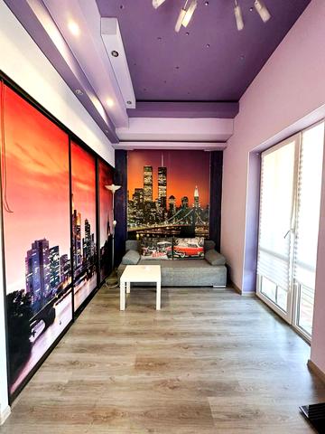 Стрілецька вул., 32