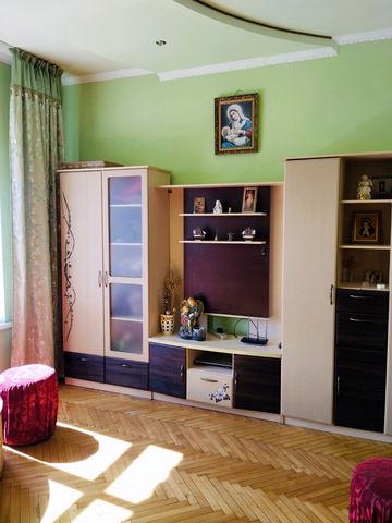 Тараса Шевченка вул., 13