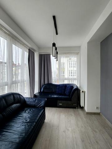 22 Січня вул., 9