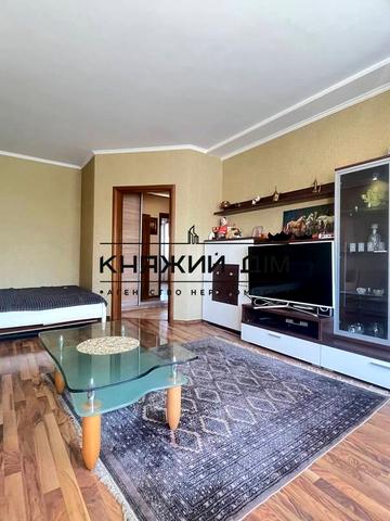 Княжий Затон вул., 2/30