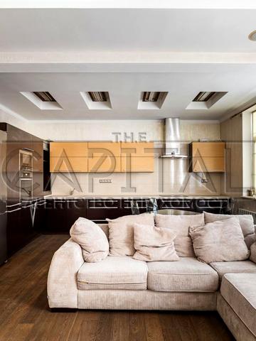 Антоновича вул. (Горького), 72