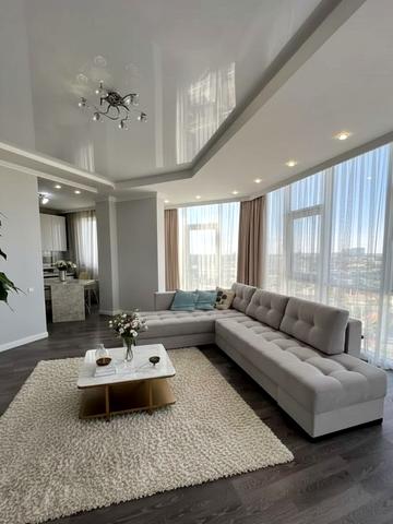 Олексія Вадатурського вул. (Маршала Малиновського), 18б