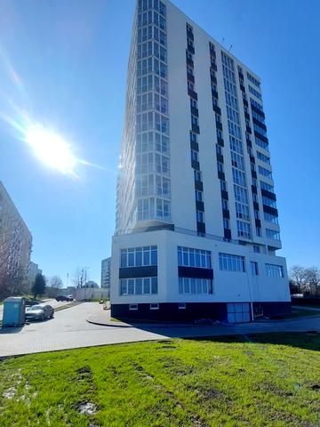 Бережанська вул., 56