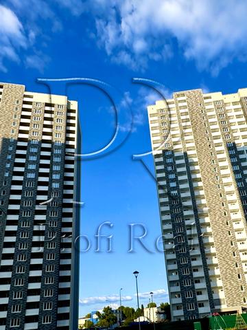 Коноплянська вул., 22-Б