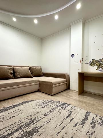 Авраама Лінкольна вул. (Димитрова), 10-А