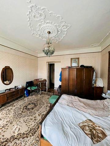 Лонгина Цегельського вул., 16