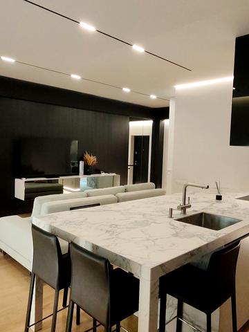 Космонавтів просп., 49