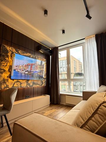 Салютна вул., 2к20