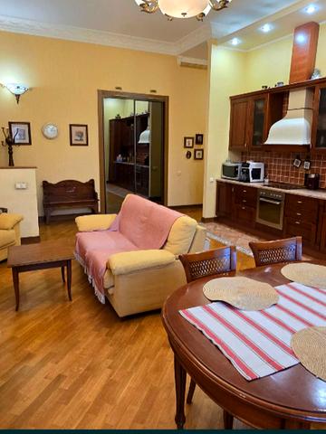 Саксаганського вул., 68/21