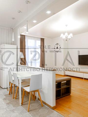 Василя Тютюнника вул. (Анрі Барбюса), 53