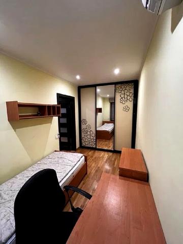 Сигнівка вул., 4