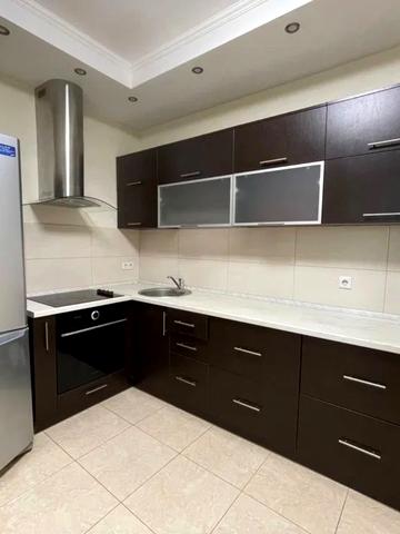 Петра Калнишевського вул. (Михайла Майорова), 7