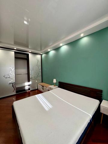 Степана Бандери вул., 5/1