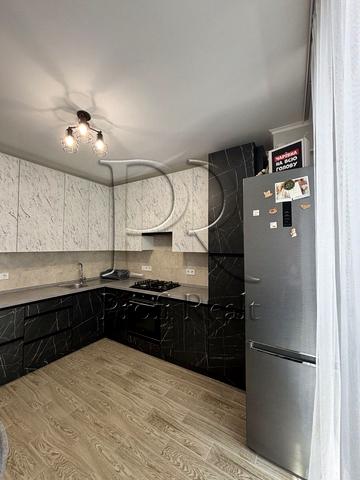 Приозерний бульв., 5-Б