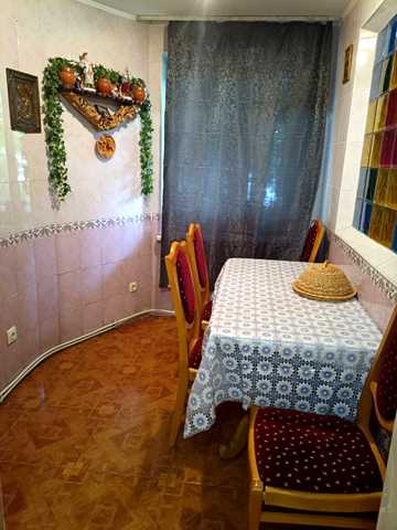Київська вул., 173