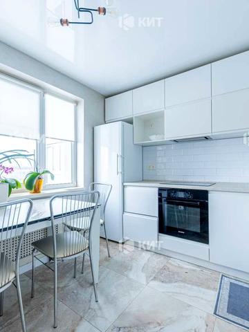 Ляпунова вул., 9