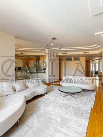 Лесі Українки бульв., 30-Б