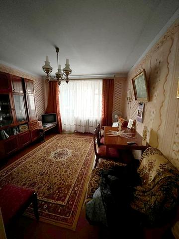 Сонячний, 10