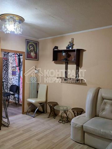 Амосова вул. (Корчагінців), 25