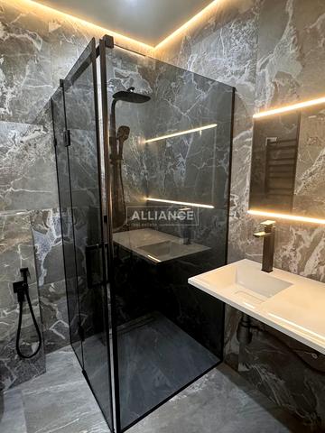 Романа Вірастюка вул., 1