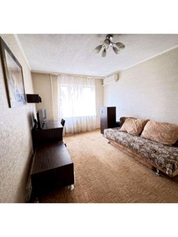 Глобинська вул. (Маршала Батицького), 20/3