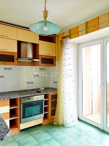 Миколи Садовського вул., 12