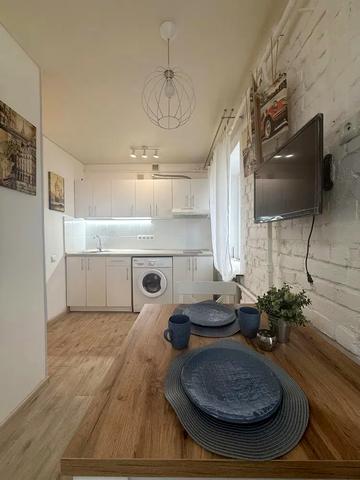 Межигірська вул., 54