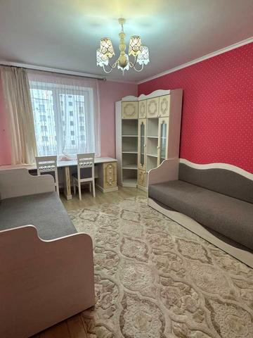 Олександра Довженка вул., 51