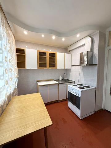 Миколи Закревського вул., 45