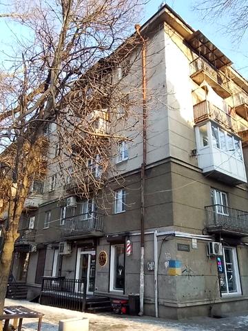 Ніжинська вул., 73