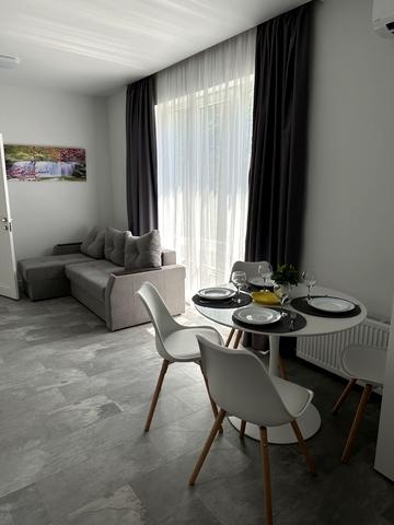 Сімї Кульженків вул. (Петра Дегтяренка), 31-А