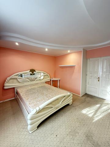 Стародніпровська вул., 34