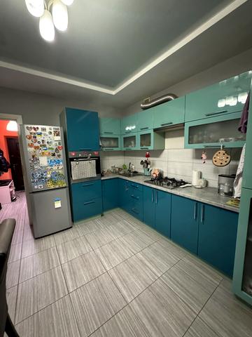 Володимира Івасюка вул., (Будинок)