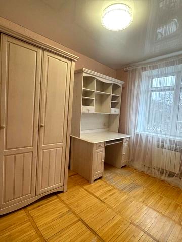 Захарова вул., 5