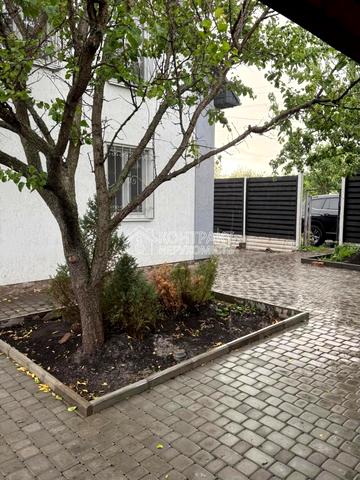 Зубарєва вул., 38