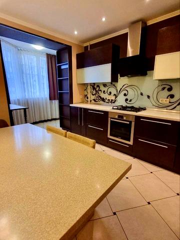 Мальовнича вул. (Скворцова), 4а