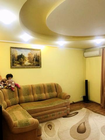 Червоної Калини просп., 7